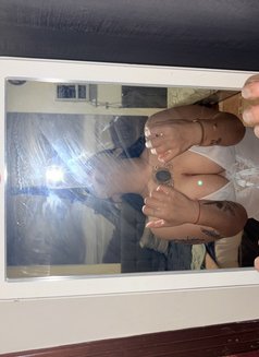 Jamila - escort in Jeddah Photo 4 of 5