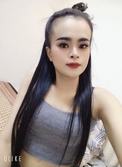 Jamila - escort in Muscat Photo 4 of 10