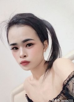 Jamila - escort in Muscat Photo 6 of 10