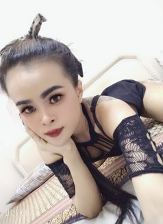 Jamila - escort in Muscat Photo 9 of 10