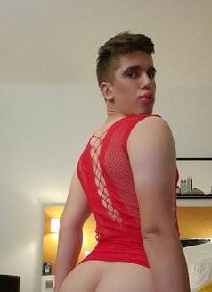 Jamila Xxx - Male escort in Dubai Photo 4 of 4