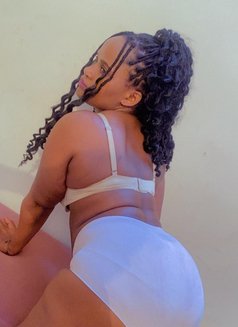 Jamima, The Curvy Girl - escort in New Delhi Photo 1 of 4