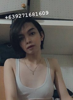 Hot Jammy - Transsexual escort in Makati City Photo 1 of 4