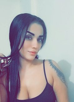 Jana - escort in Beirut Photo 6 of 8