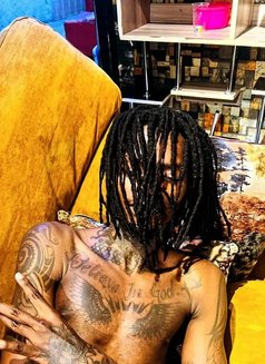 Janal - Acompañantes masculino in Nairobi Photo 2 of 2