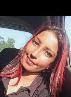 Janani - escort in Chennai Photo 2 of 11