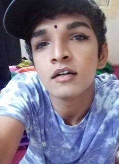 Janani - Acompañantes transexual in Bangalore Photo 3 of 3