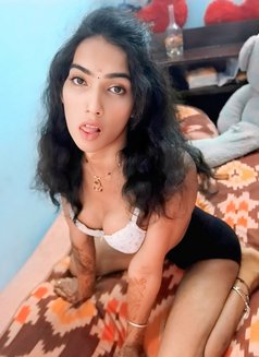 Janani Shemale - Transsexual escort in Hyderabad Photo 2 of 9