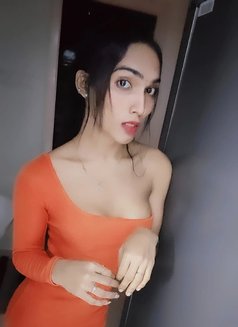 Janani Shemale - Transsexual escort in Hyderabad Photo 2 of 6