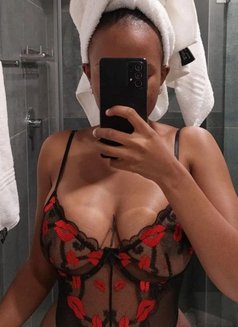 Jane - puta in Kathmandu Photo 2 of 3