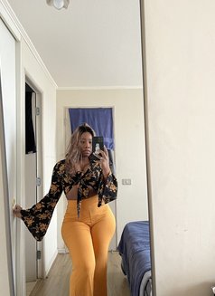 Jane - escort in Cologne Photo 3 of 3