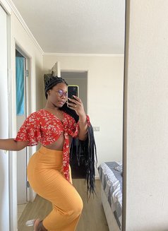 Jane - escort in Yokohama Photo 3 of 3