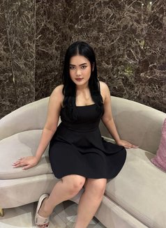 Jane - escort in Bangkok Photo 3 of 8