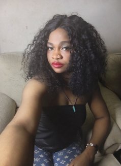 Jane Francess - puta in Beirut Photo 3 of 5