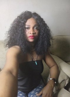 Jane Francess - puta in Beirut Photo 5 of 5