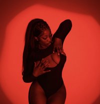 Jane - escort in Accra