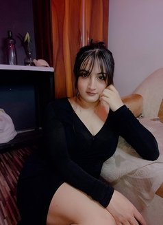 Jean - Transsexual escort in Ahmedabad Photo 2 of 7