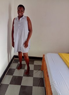 Jane - escort in Nairobi Photo 3 of 6