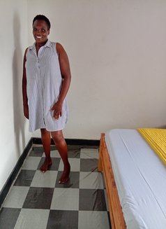 Jane - escort in Nairobi Photo 4 of 6