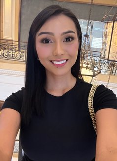 Jane just landed - escort in Hyderabad Photo 5 of 12