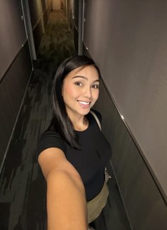 Jane just landed - escort in Hyderabad Photo 6 of 12