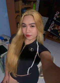 Jane Kent - Acompañantes transexual in Manila Photo 2 of 6