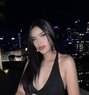 Jane Mendoza - Acompañantes transexual in Manila Photo 1 of 8