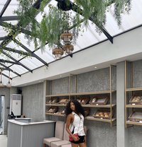 Lily - escort in Lagos, Nigeria