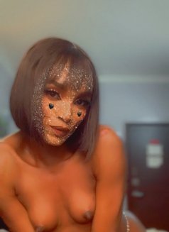 Jane - Acompañantes transexual in Abuja Photo 10 of 10