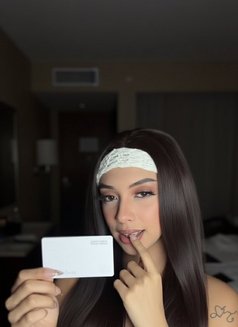 Jane - puta in Dubai Photo 1 of 4