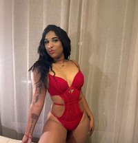 Jane - escort in Paris