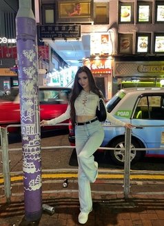 Jane VIP - puta in Hong Kong Photo 14 of 15