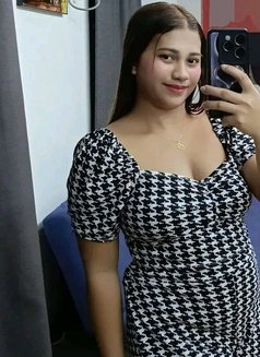Janea Ly - escort in Makati City Photo 15 of 15