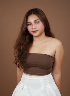 Janea Ly - puta in Makati City Photo 17 of 18