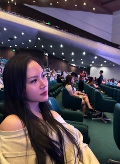 Janelle - Transsexual escort in Manila Photo 2 of 17