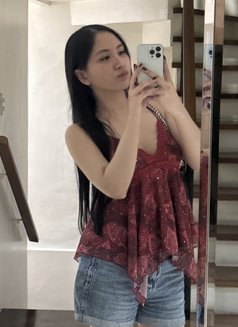Janelle - Transsexual escort in Manila Photo 8 of 17