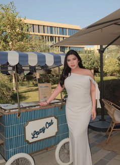 Janenyx 69 Big ass/balls/boobs Transsex - Acompañantes transexual in Riyadh Photo 3 of 19