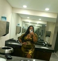 Janet - escort in Muscat