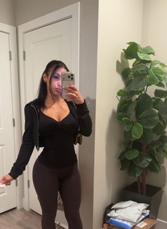 Janet - escort in London Photo 1 of 4