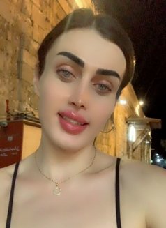 Janet - Acompañantes transexual in Damascus Photo 2 of 2