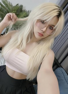 Janet - escort in Bangkok Photo 5 of 5