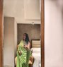 Janhavi - puta in Bangalore Photo 5 of 5