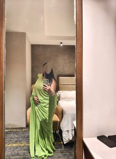 Janhavi - escort in Bangalore Photo 5 of 7