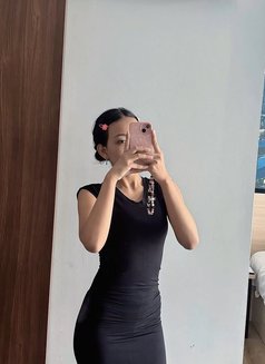Janhavi - escort in Hyderabad Photo 2 of 3