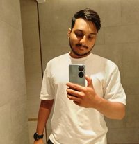 Jason Yuven - Male escort in Colombo