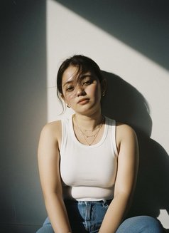 Janine - escort in Dubai Photo 5 of 6