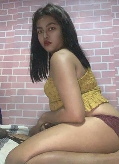 Janine - Transsexual escort in Manila Photo 1 of 4