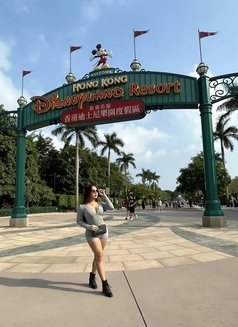 Janinekisses - Transsexual escort in Singapore Photo 10 of 12
