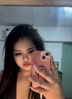 Janis Sukhumvit - escort in Bangkok Photo 7 of 10