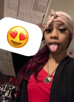 Janissa - puta in Amman Photo 1 of 3